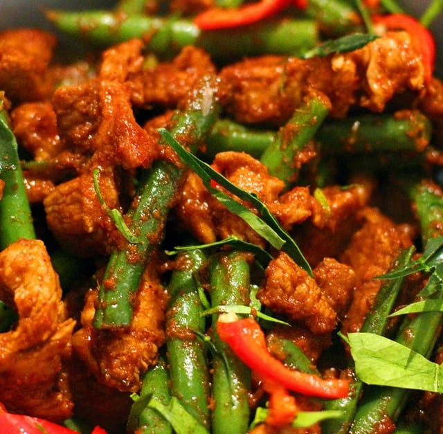 Pud Prik Khing (Green Bean).